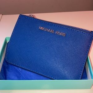 Michael Kors wallet. Never used!